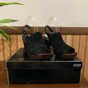 a.n.a. Chloe Black Suede Sling Back Open Toe Block Heels (9.5)